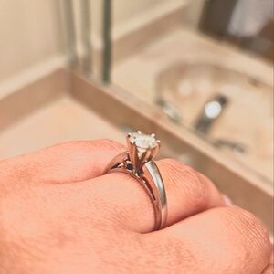 Diamond ring